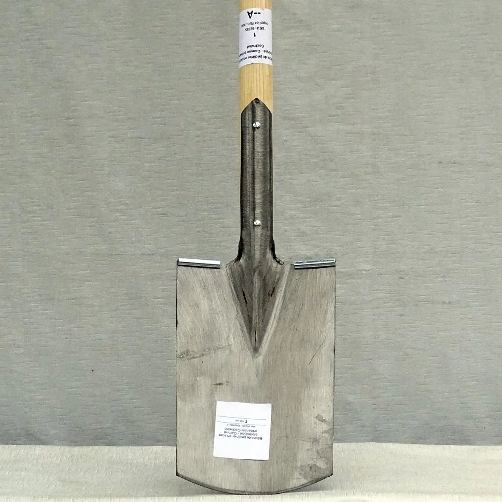 Bêche De Jardinier En Acier électrolysé - Gamme Artisanale Gschwind 2 Bêche De Jardinier En Acier électrolysé - Gamme Artisanale Gschwind – Image 2