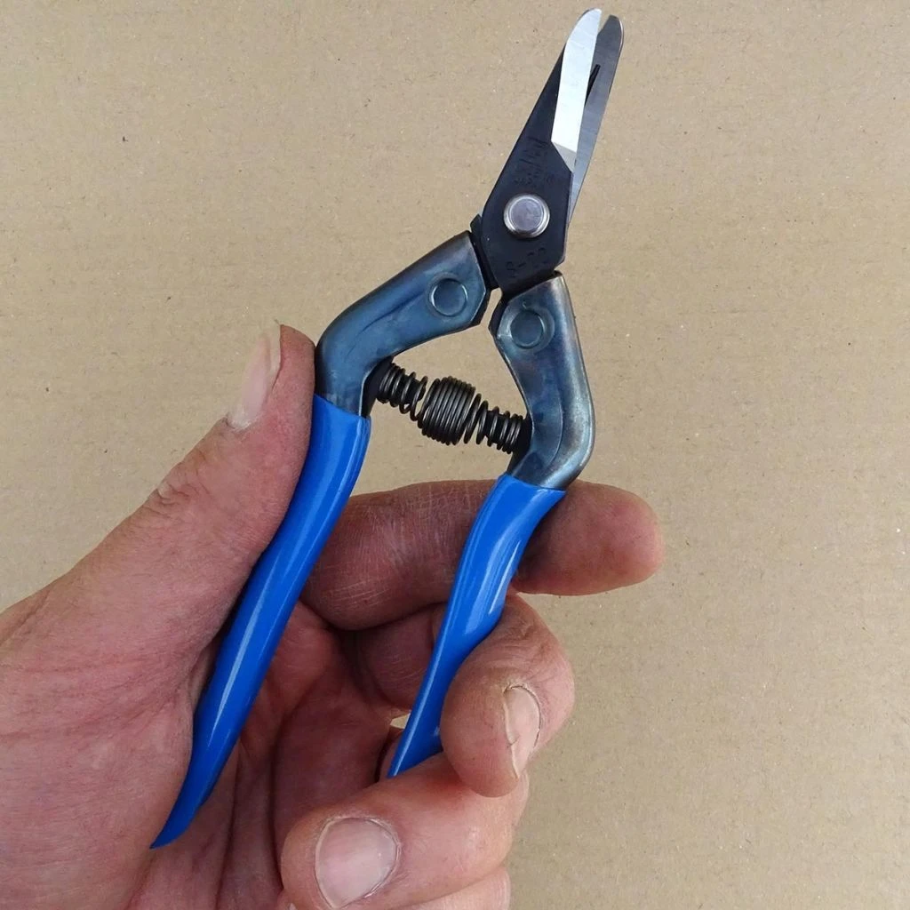 Epinette à Lames Courbes - Bouts Arrondis 3 Epinette à Lames Courbes - Bouts Arrondis – Image 3